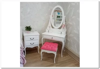 Туалетный столик Аделина из массива бука