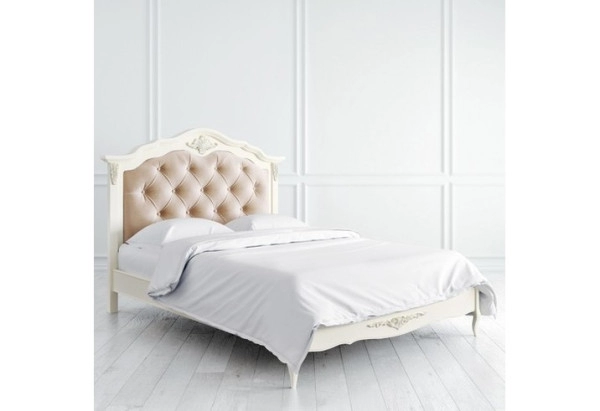 Купить Кровать с мягким изголовьем 180*200 Romantic Kreind с доставкой по России по цене производителя можно в магазине 